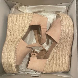 Marc Fisher - Alida Platform Sandal in suede